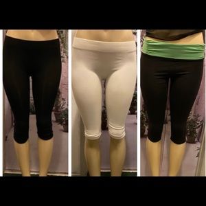 Bundle of Cropped leggings Calvin Klein and forever 21 size M
